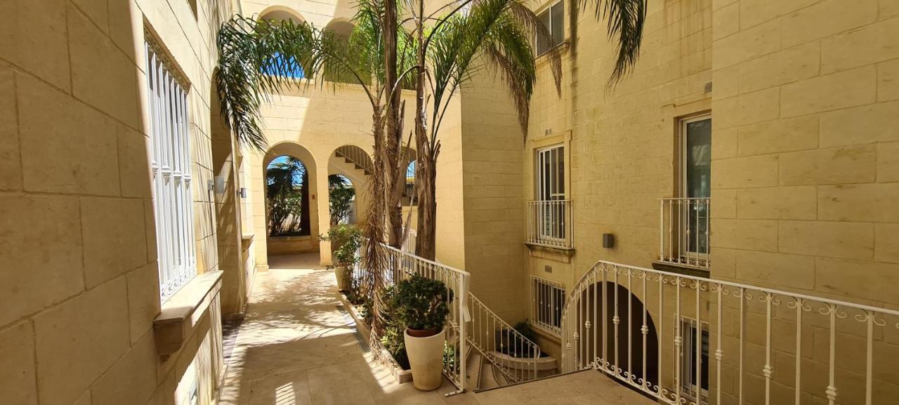 Il Bejta Penthouse Apartment Qala Exterior photo